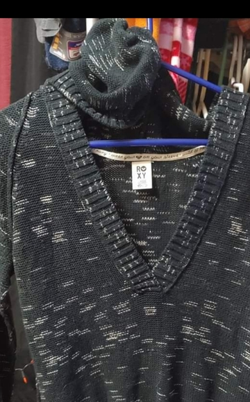 Roxy sweater size large - Picture 1 of 2
